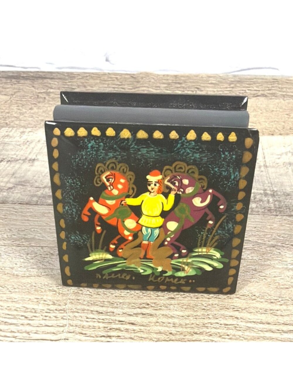 Vintage Hand Painted Russian Fairy Tale Black Red Lacquer Trinket Box Hinged Lid - Picture 11 of 11